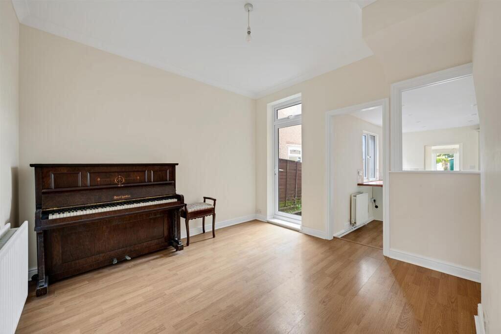 House in London - More