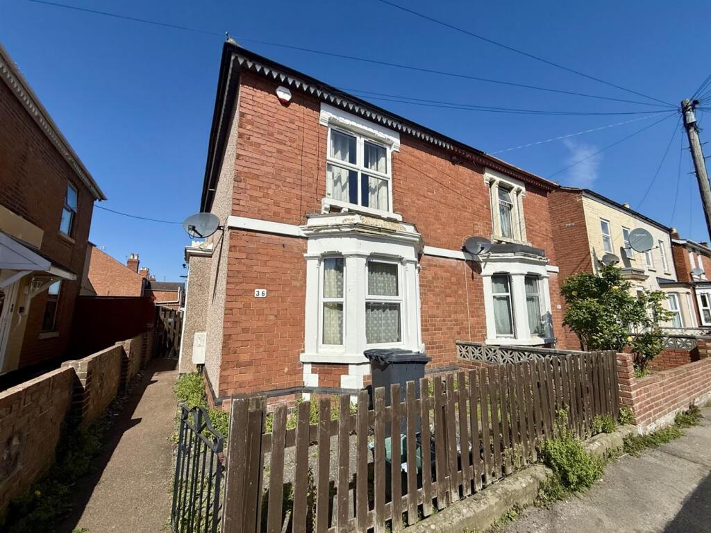 Main image of property: Slaney Street, Gloucester