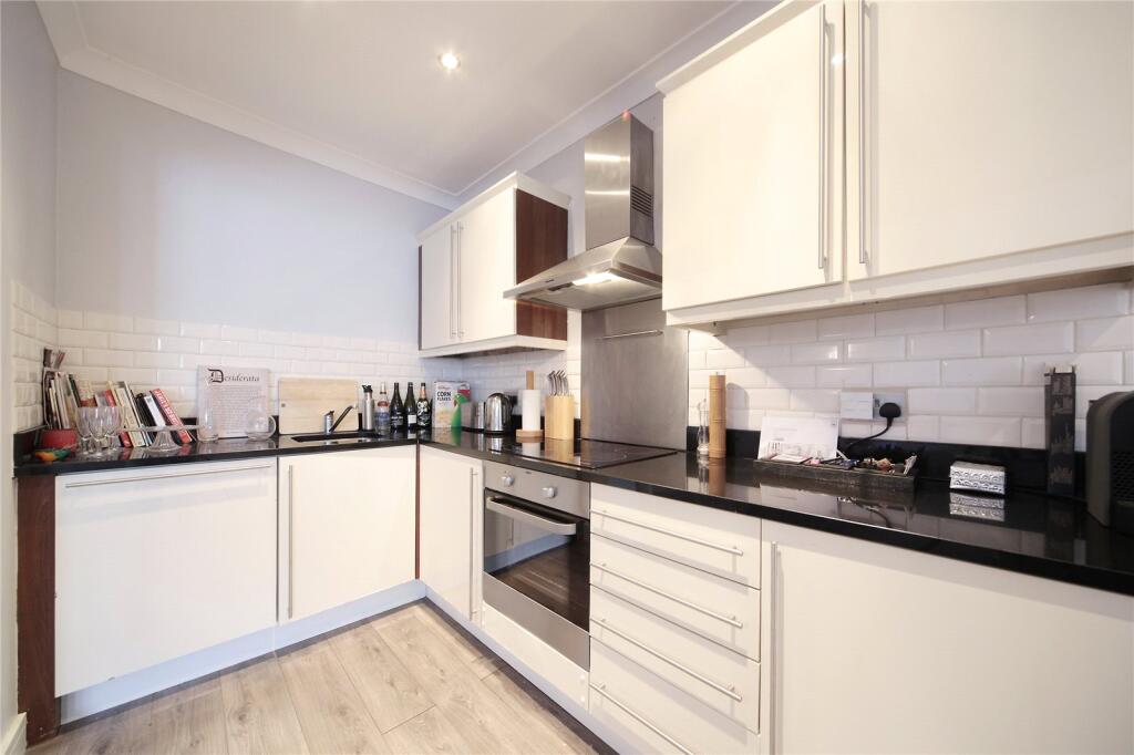 Apartment in London - View 4