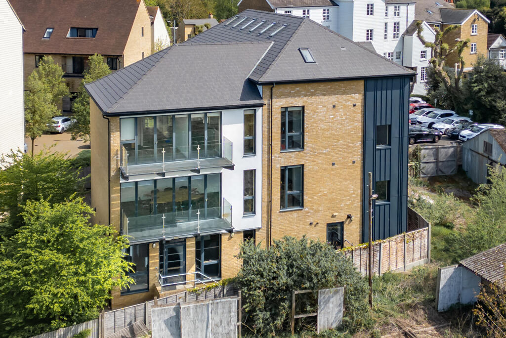 Main image of property: River House, Bexley High Street, Bexley, DA5 1JX