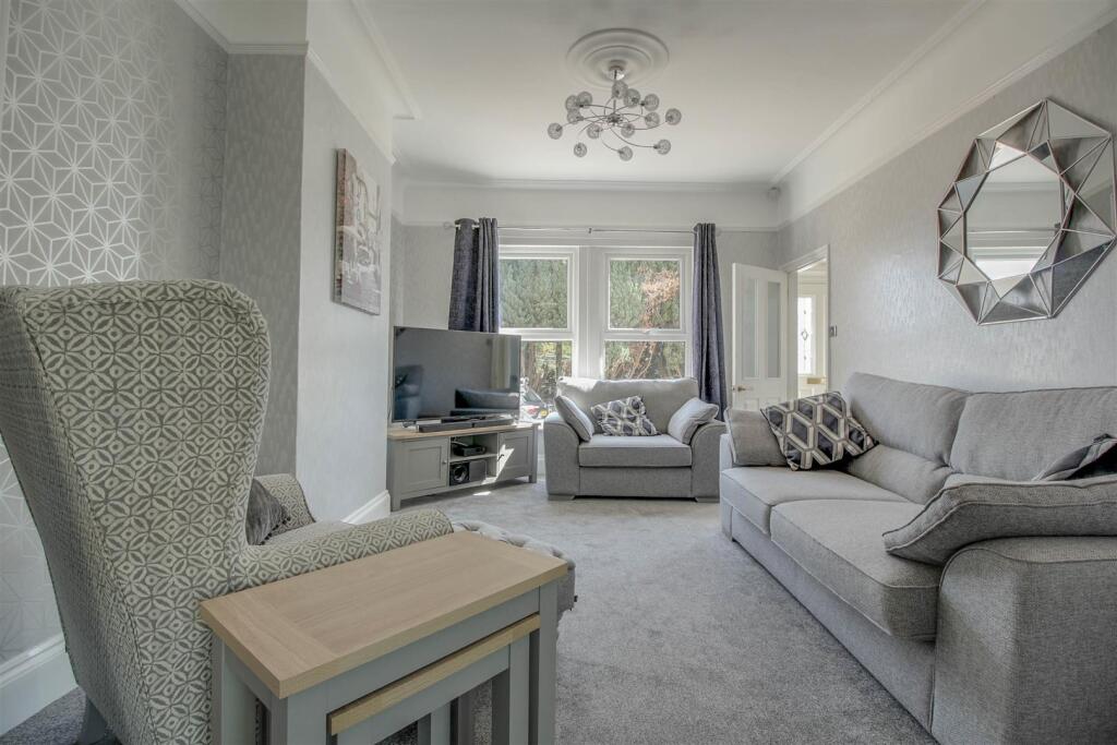 Swan Lane, Wickford photo 4