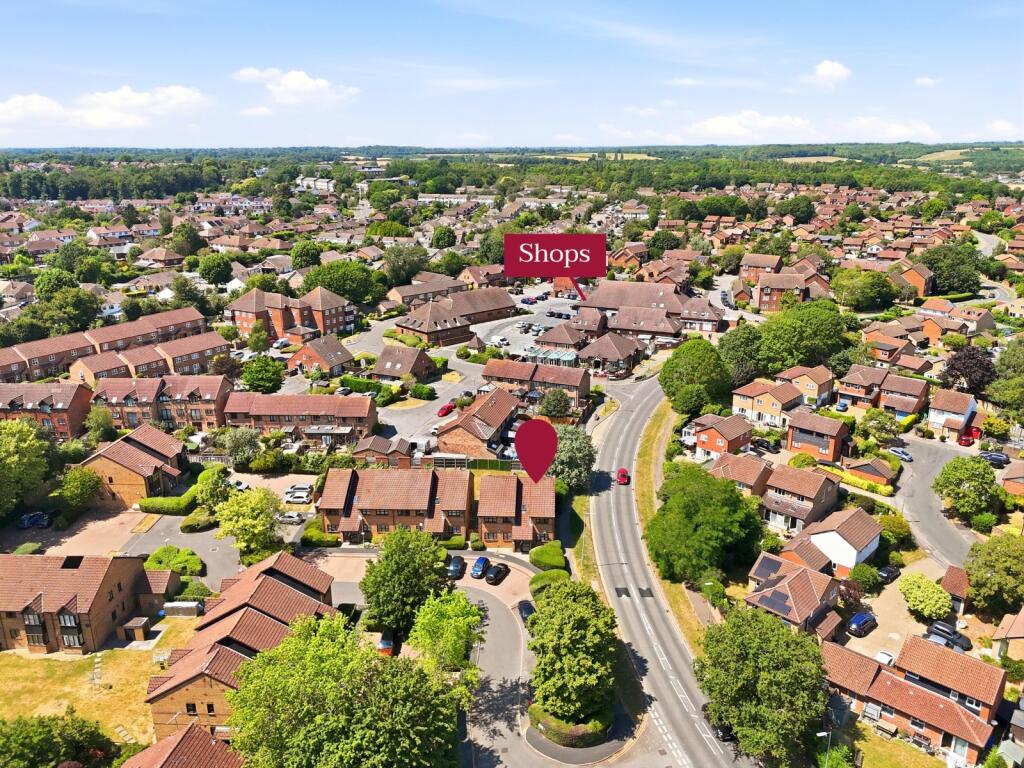 Apartment in St Albans, Jersey Farm, Sandridge - View 4