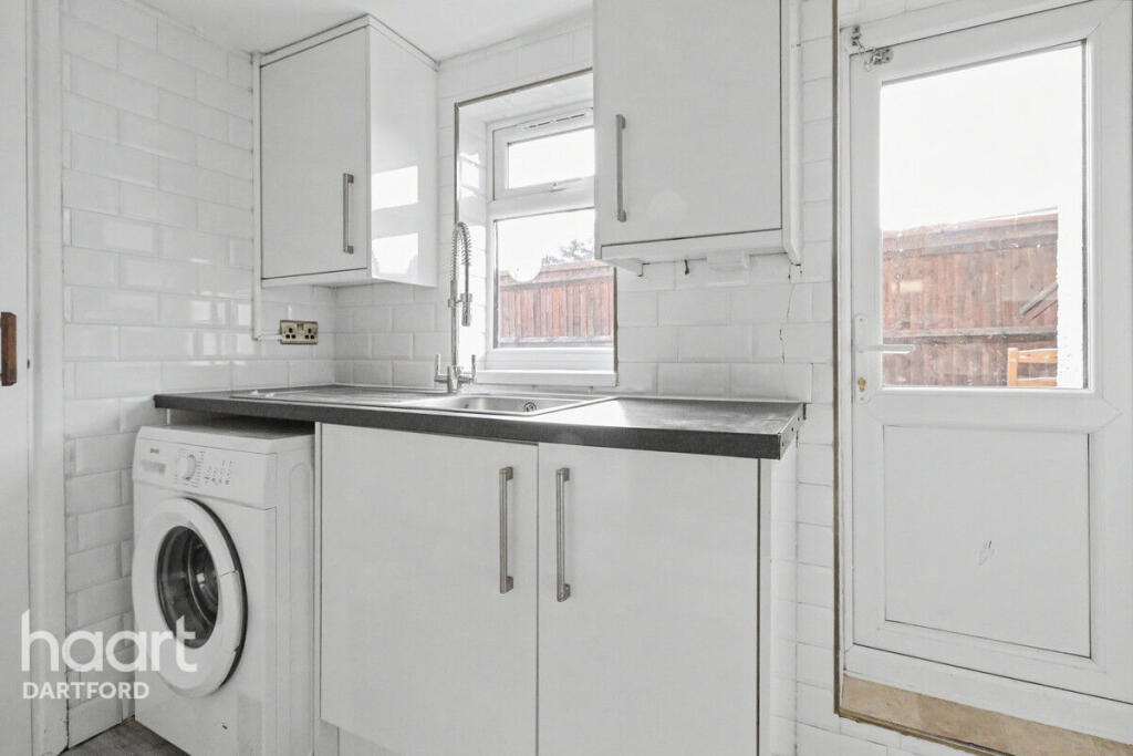 Main image of property: Mayplace Road East, BEXLEYHEATH