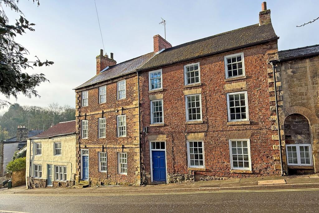 Flat 6, 110 Briggate photo 2