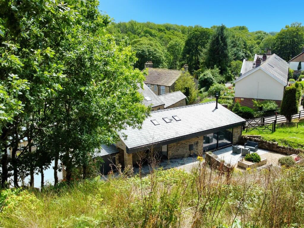 Main image of property: Lumb Barn, Lumb, BL0 0QR