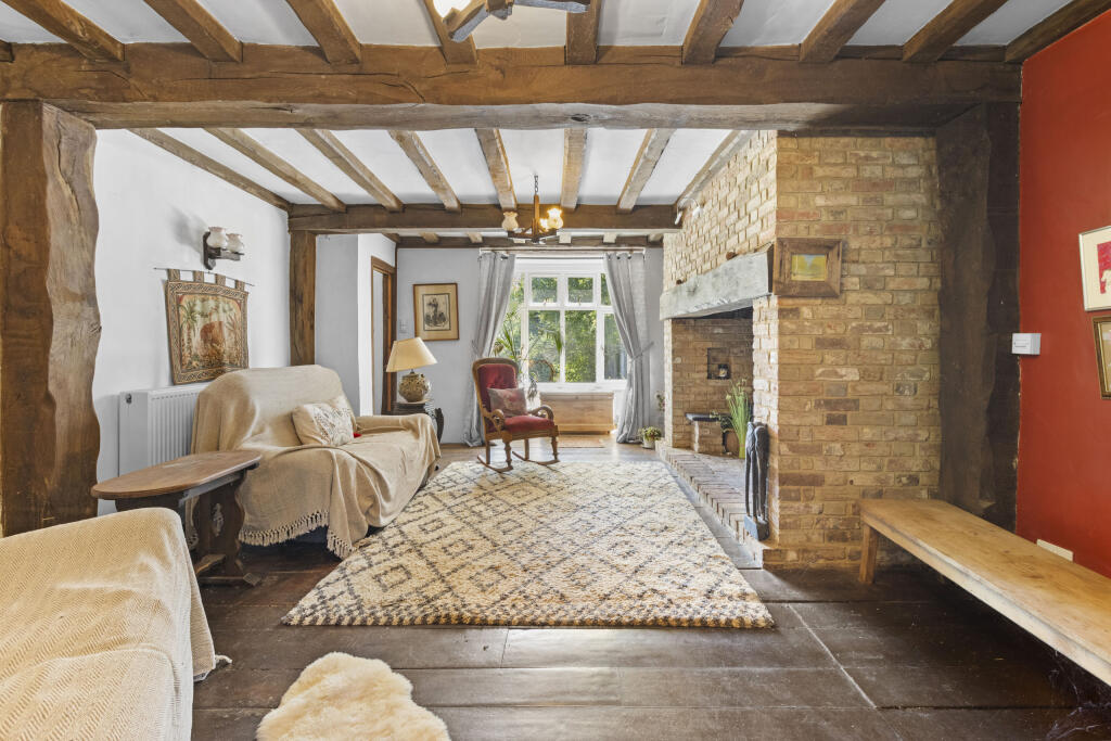 House in Tonbridge - View 3