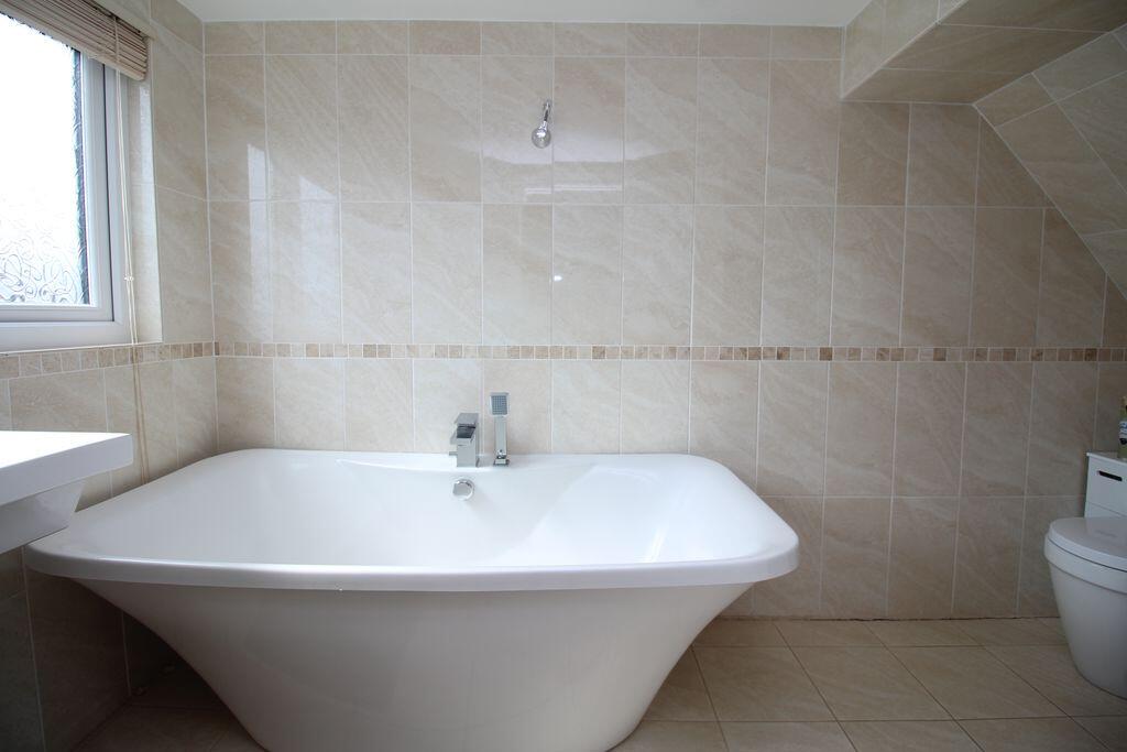 House in Tonbridge - View 5