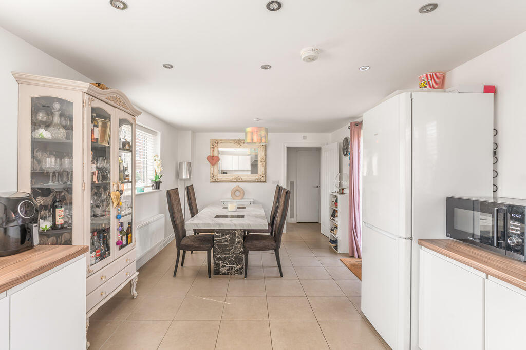 66, Longford Park Road, Bodicote photo 4