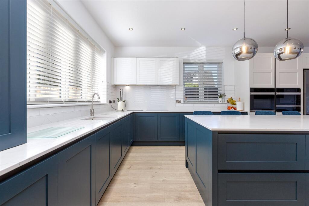 1 Witton Rise, Howden Le Wear, Crook, Durham photo 3