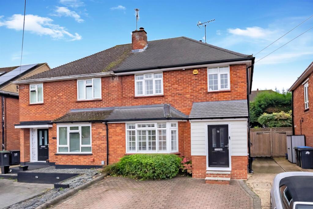 3-bed semi-detached on Crows Road, Epping, £635,000