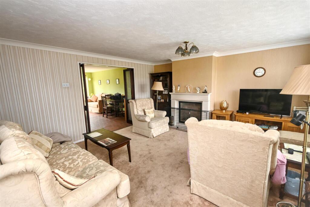 House in Eastbourne, Langney Village - View 5
