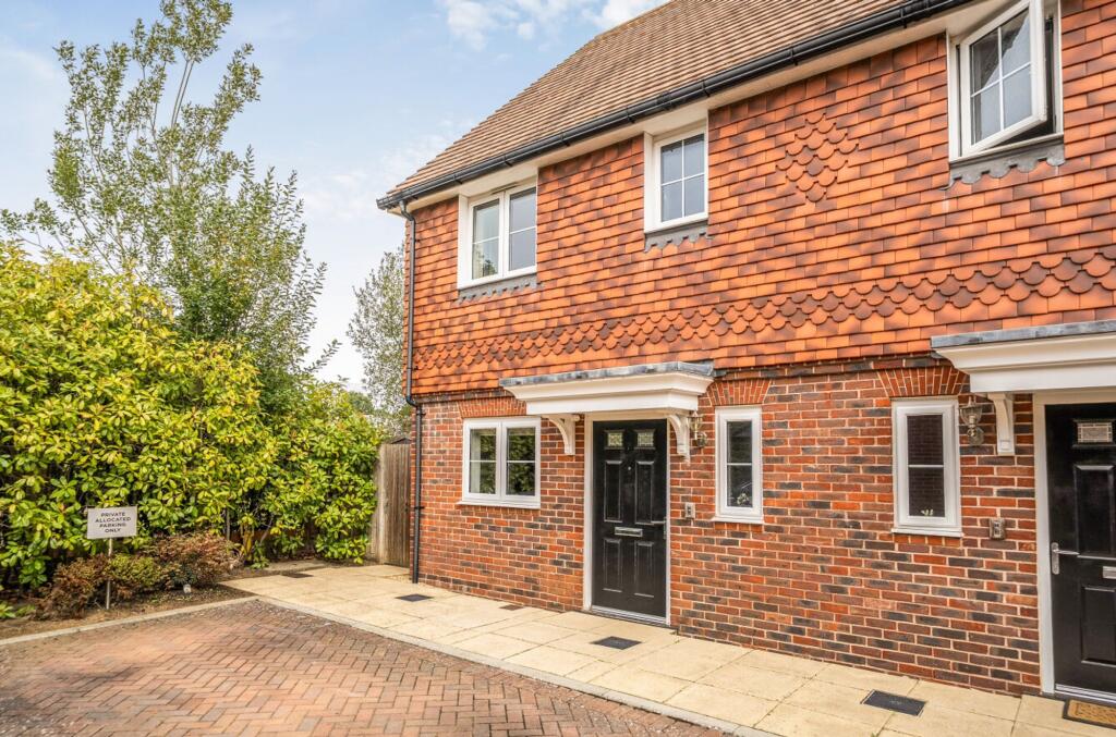 Main image of property: Myrtle Close, Billingshurst, RH14