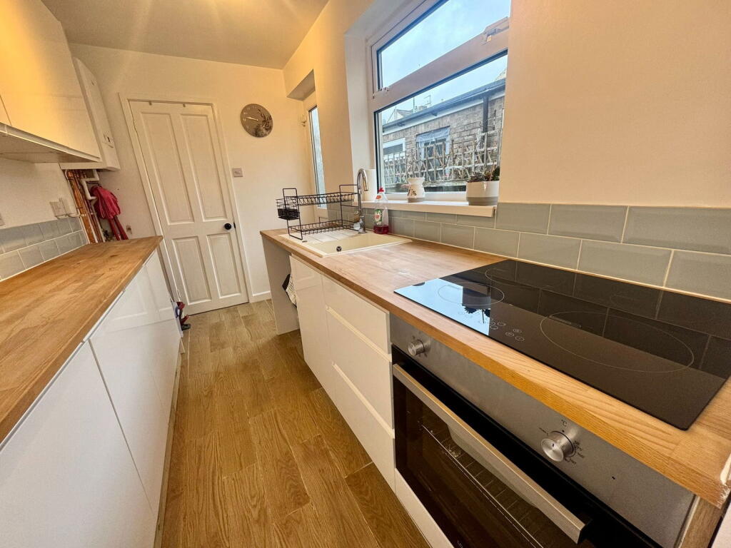 Main image of property: Edinburgh Road, Lowestoft, NR32 1SU