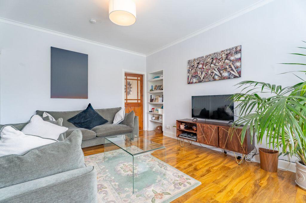 23 Blythswood Crescent, Largs, KA30 8HX photo 4