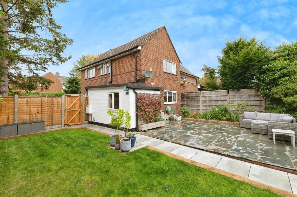 Langham Crescent, Billericay, Essex, CM12 photo 3