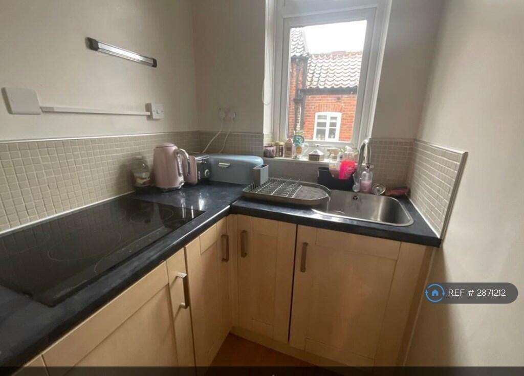 Main image of property: Mandells Court, Norwich, NR3