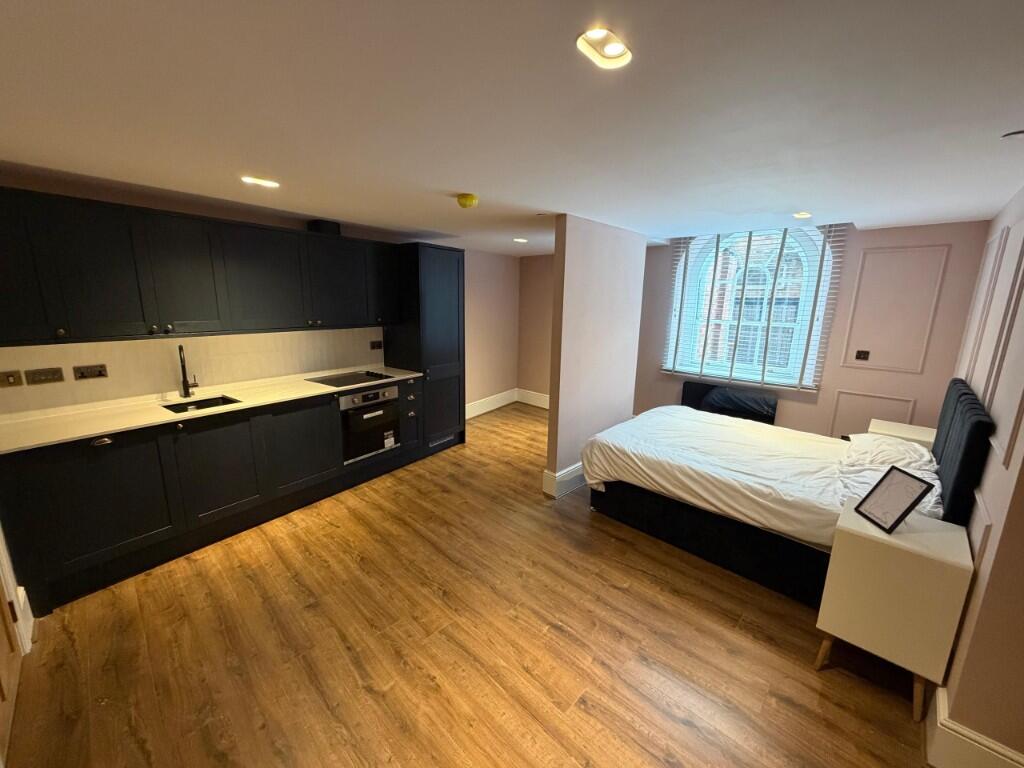 Main image of property: Wheeler Gate, Nottingham, Nottinghamshire, NG1
