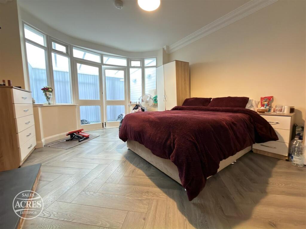 House in Birmingham, West Midlands - View 3