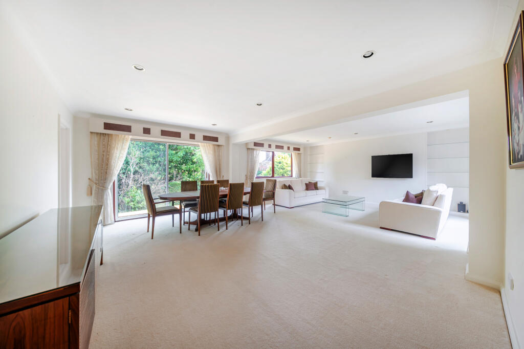 Main image of property: Maryrose Way, Oakleigh Park, N20