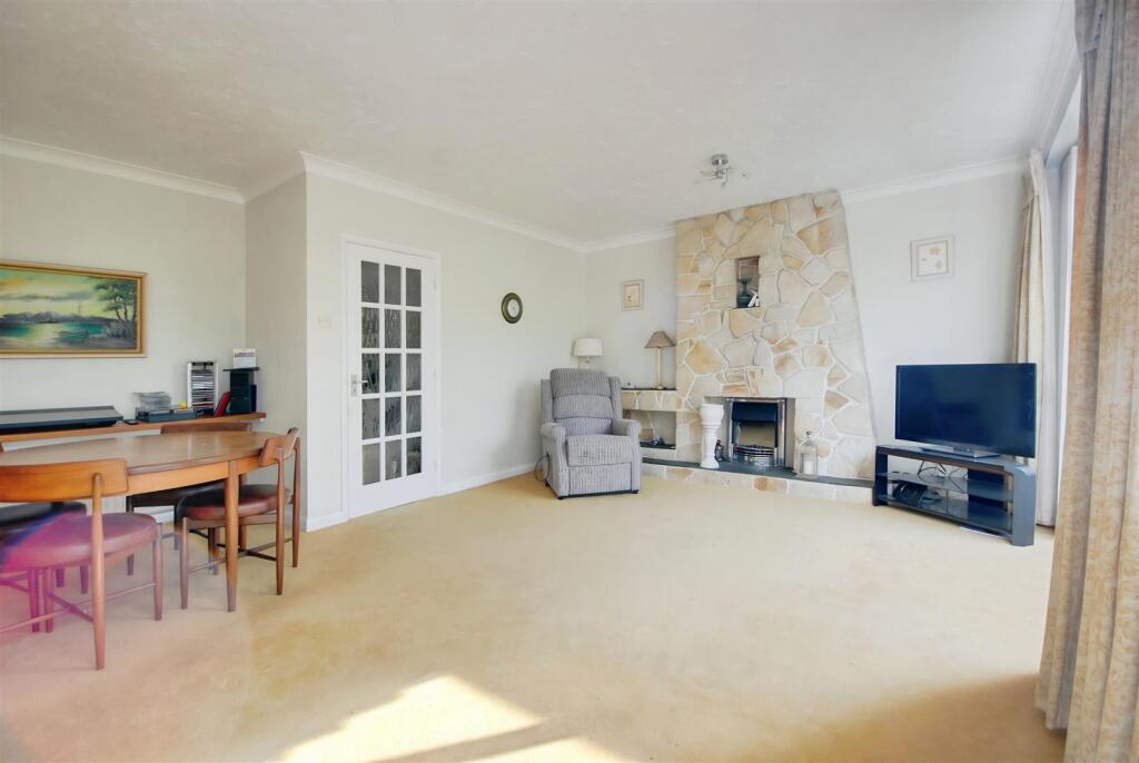 House in Watford - View 2