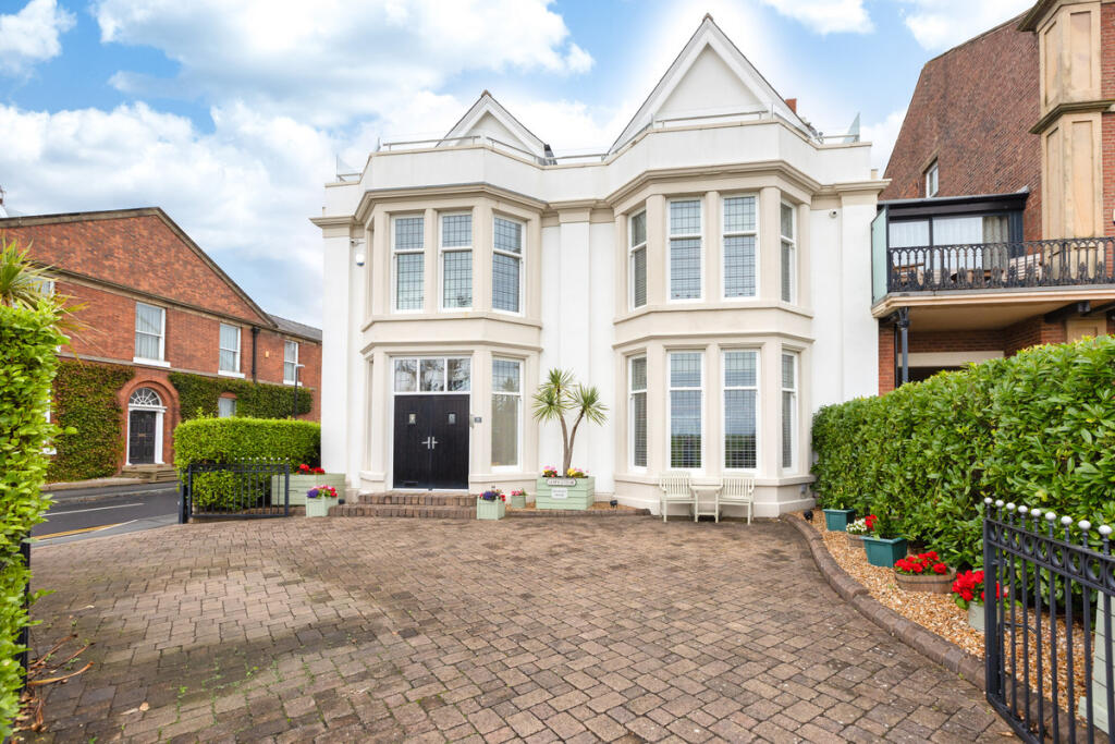 5-bed detached on West Beach, Lytham St. Annes, FY8, £2,500,000
