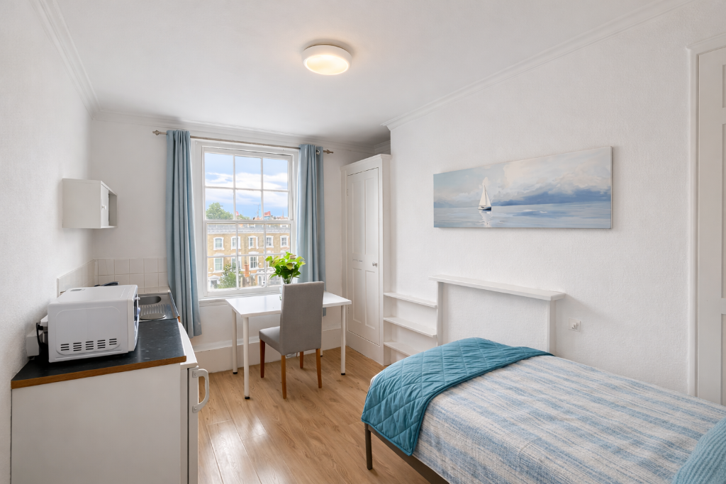 Studio flat for rent