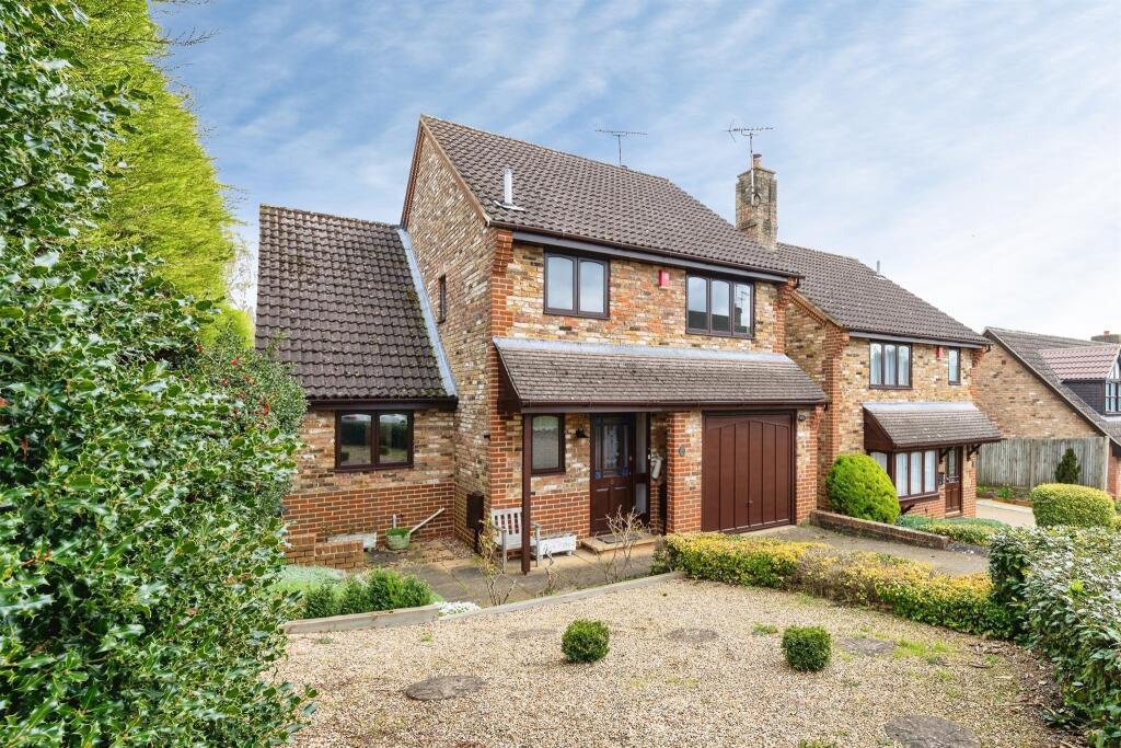 Whetstone Court, Welwyn