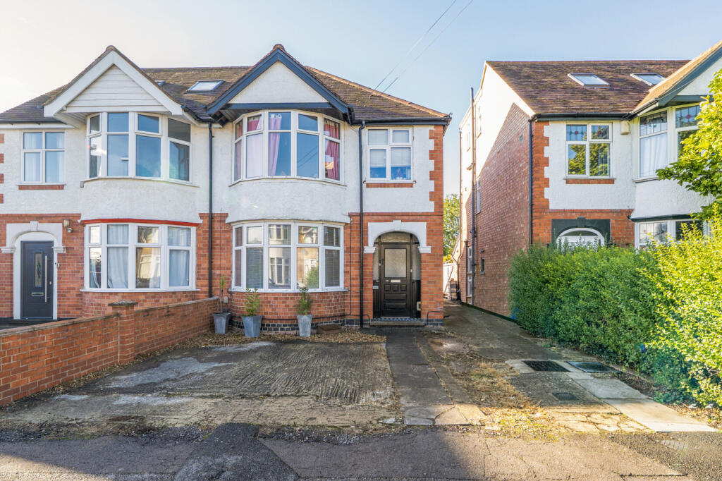 1-bed flat on Oliver Road, Oxford, Oxfordshire, £250,000