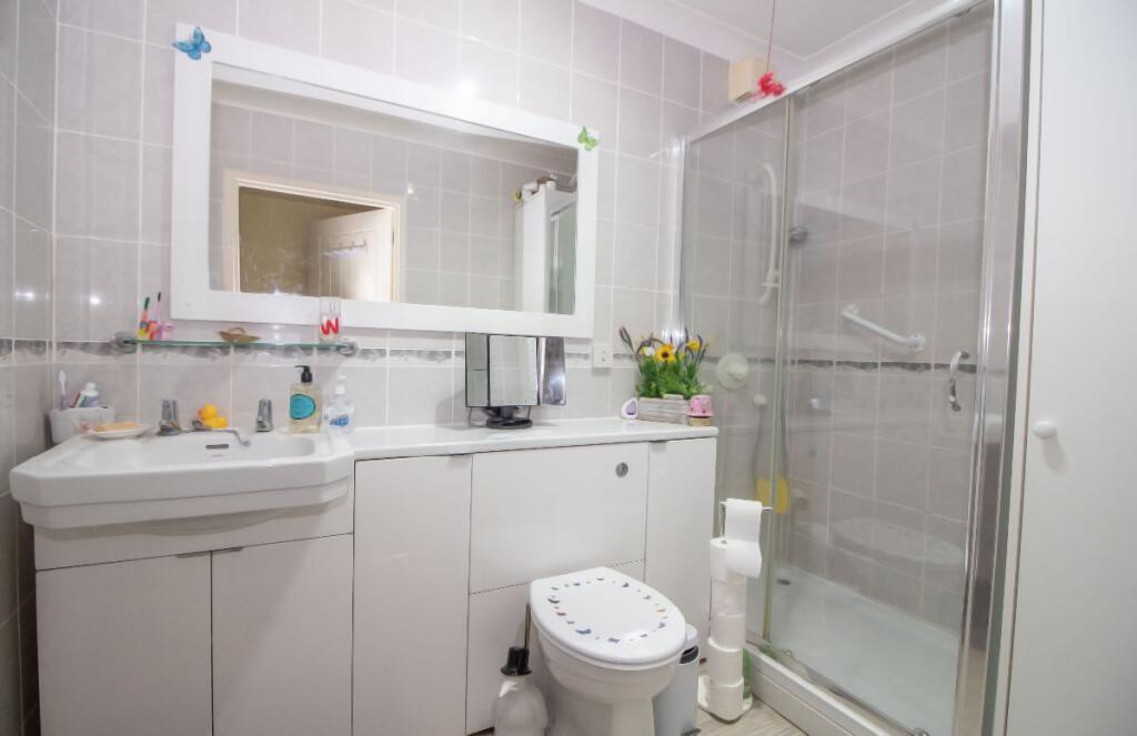 Apartment in Havant, Waterlooville - View 5