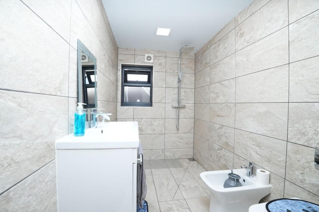 Additional image 11 of Stratford Road, Hall Green, B28