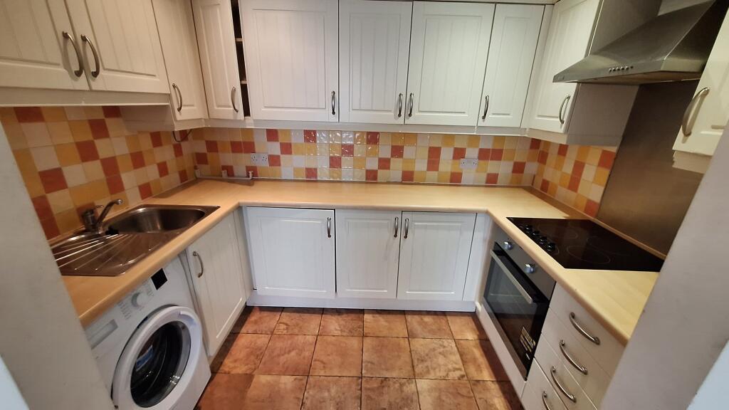 Apartment in Coventry - View 4
