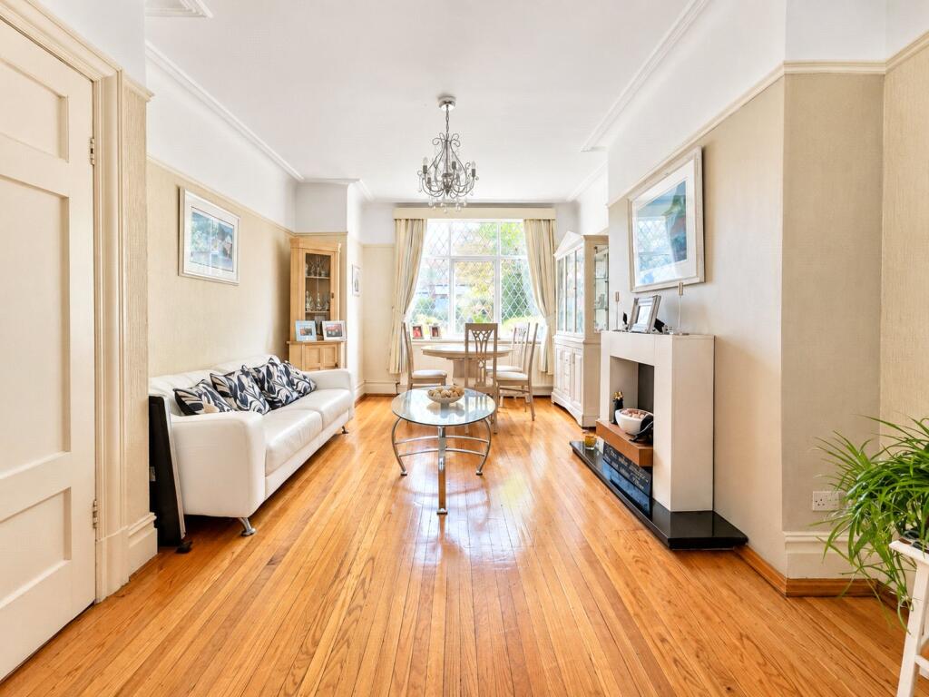 House in Wirral, Liverpool City Region - View 2