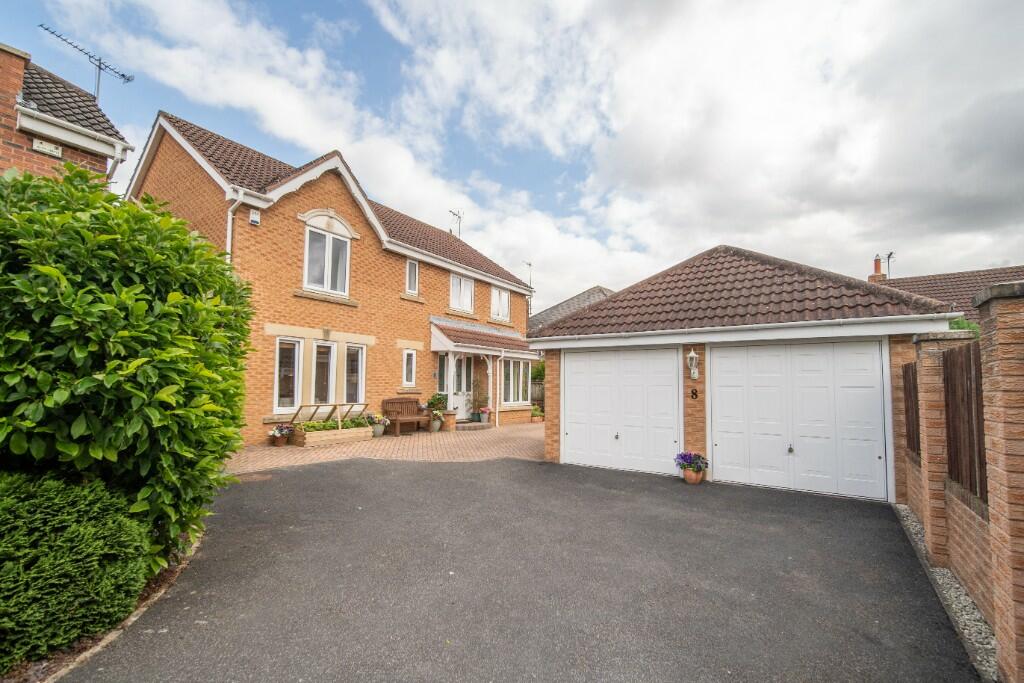4-bed detached on Valley Gardens, Darrington, WF8, £440,000