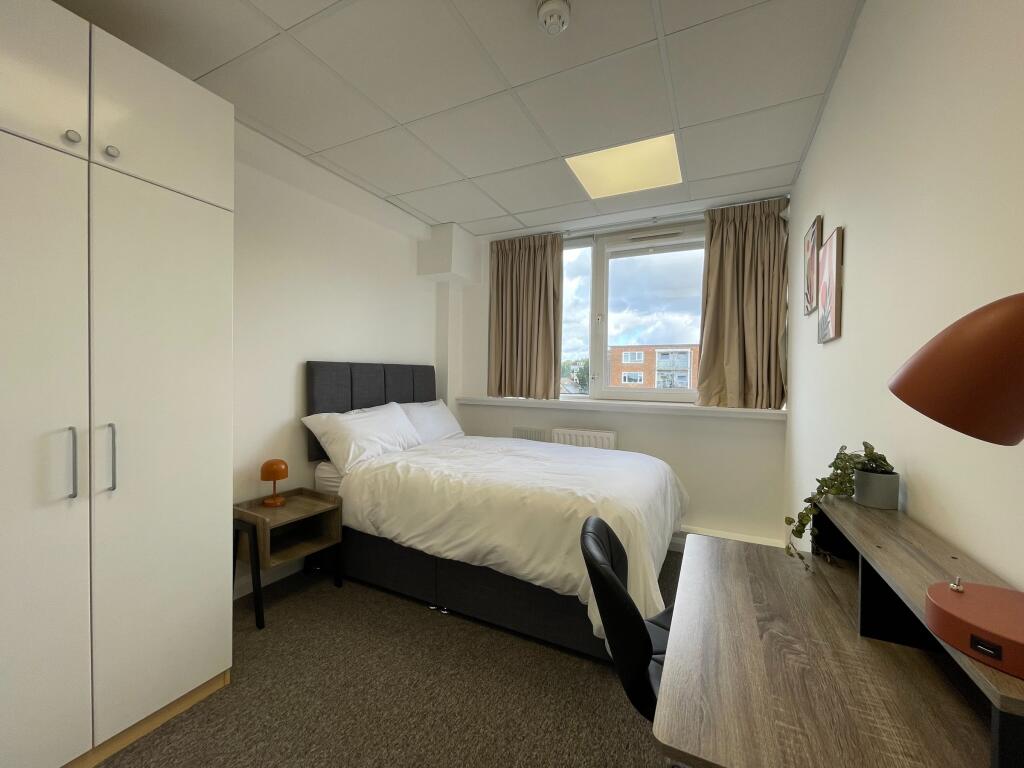 Main image of property: Wilbury Villas - P2043S67