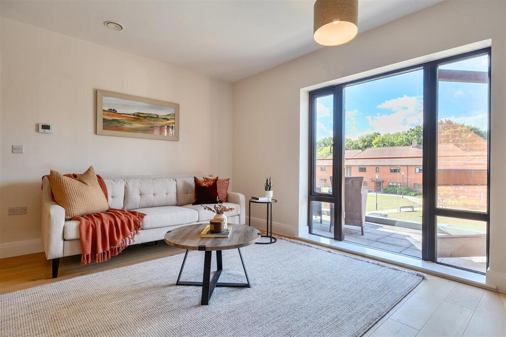 Apartment in Portsmouth - View 3