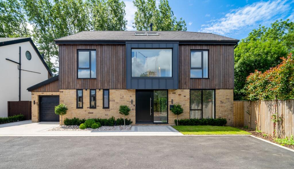 Main image of property: Fieldstone Gardens, Stalmine, FY6