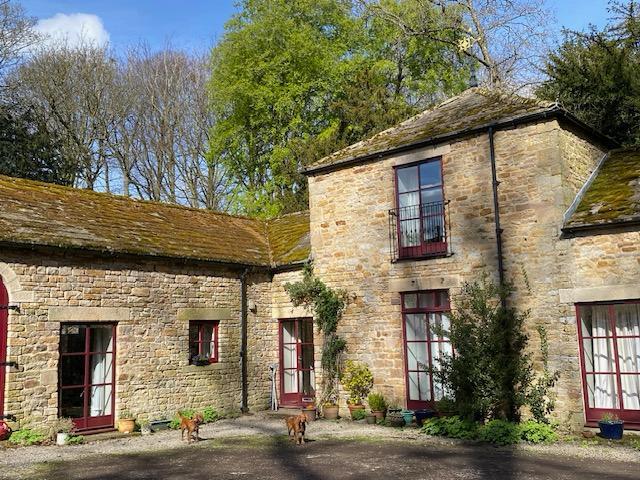 Main image of property: DL12 9RZ