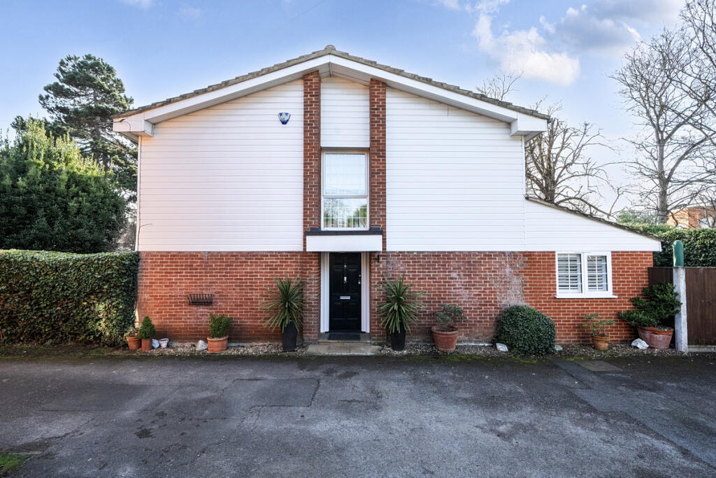 Main image of property: Westcroft Road, Carshalton, SM5