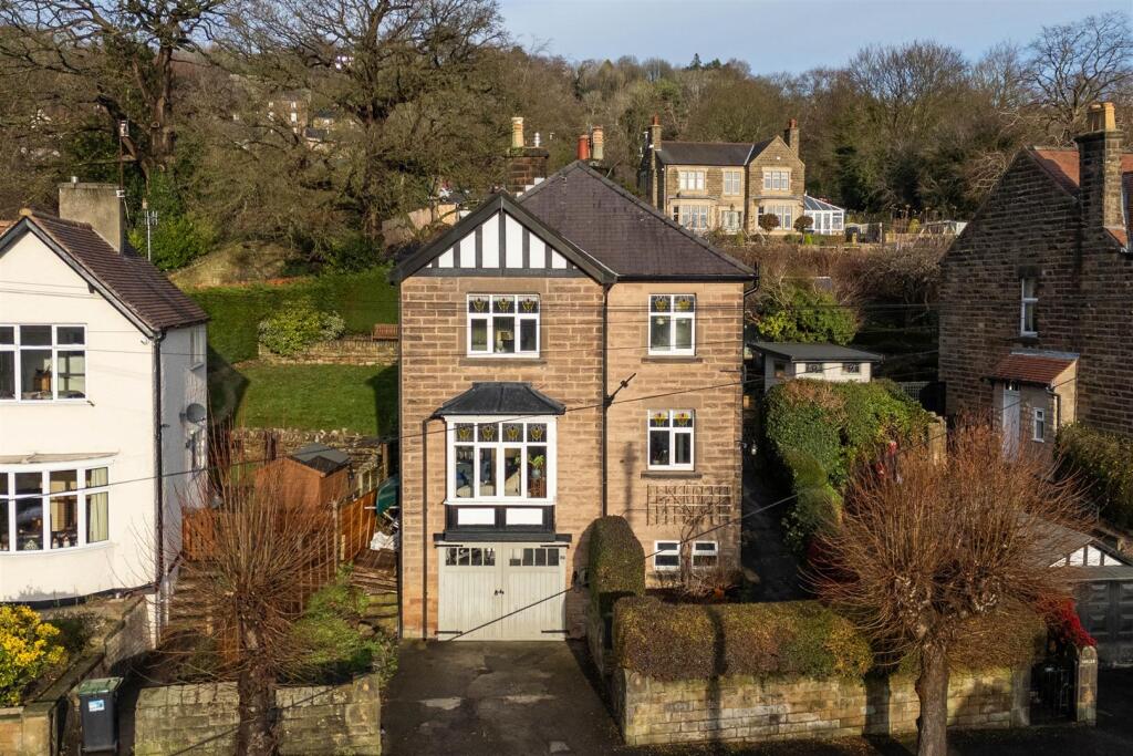 3-bed detached on Edge Road, Matlock, DE4 3NH, £525,000