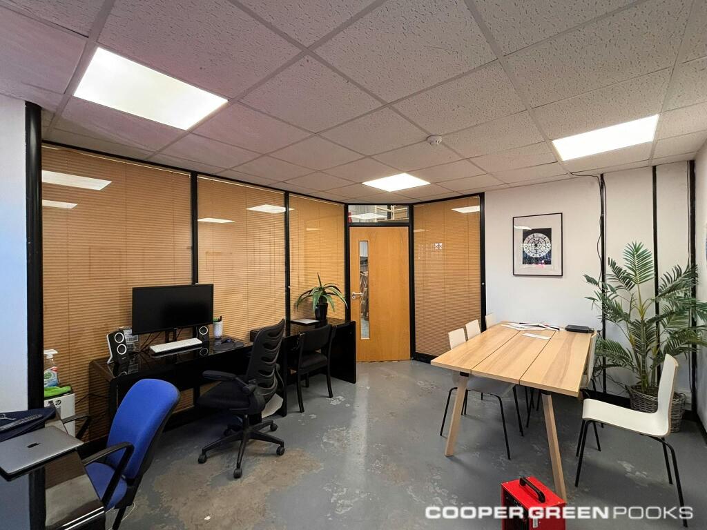 5 Hotspur Park, Office 2.JPEG