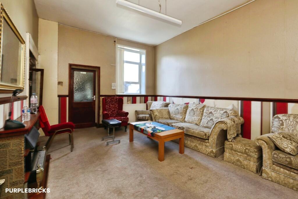 House in Doncaster - View 5