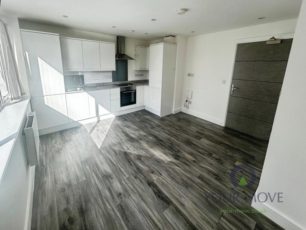 Apartment in Milton Keynes, Bedford - View 3