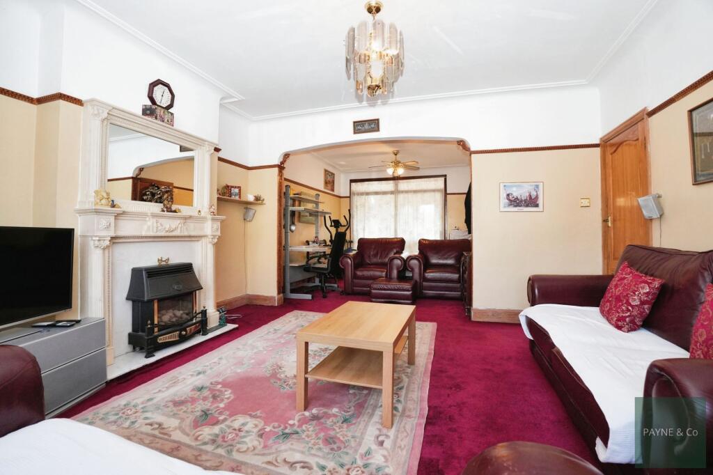 House in London - View 4