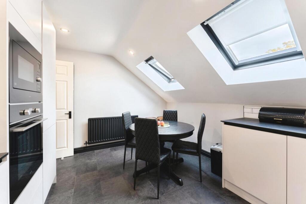 Apartment in Wirral, Liverpool City Region - More