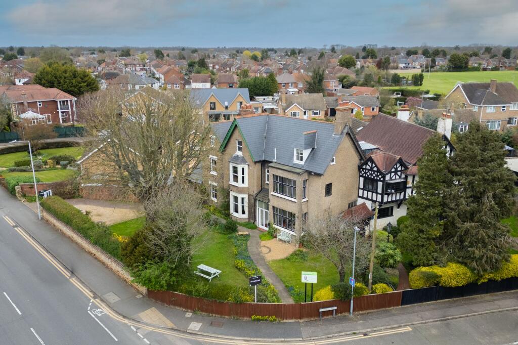 Main image of property: Dogsthorpe Road, Peterborough, PE1