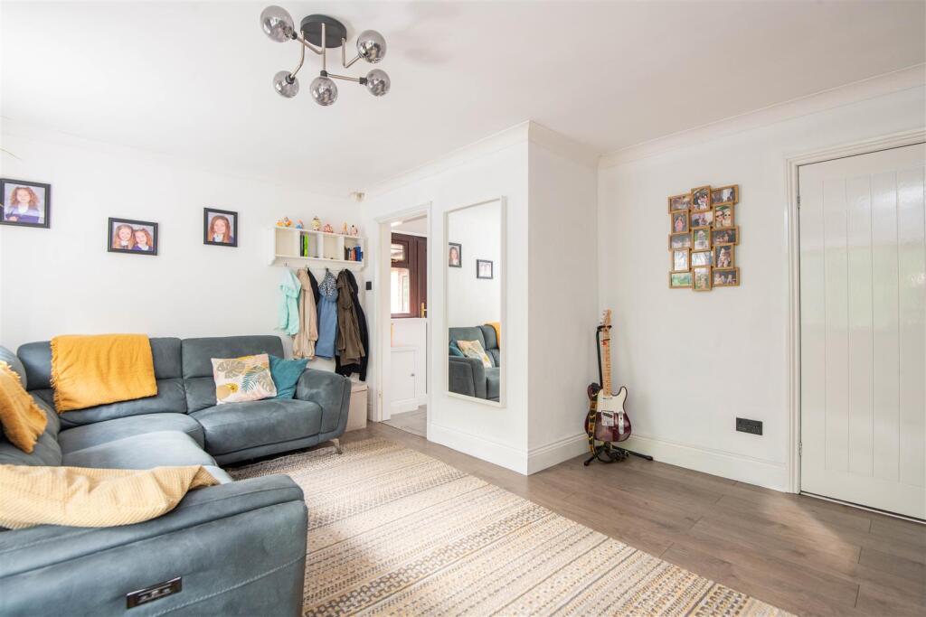 House in Chorley, Clayton-le-Woods - More