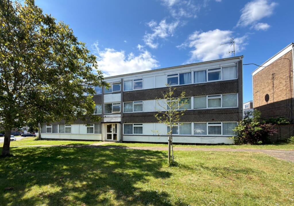 Main image of property: 72 Cotlandswick, London Colney, St. Albans, Hertfordshire, AL2 1EF