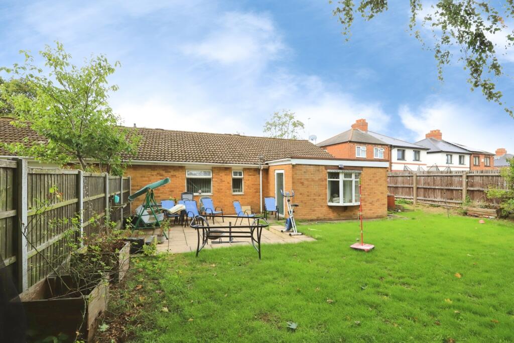 House in Wolverhampton - View 3
