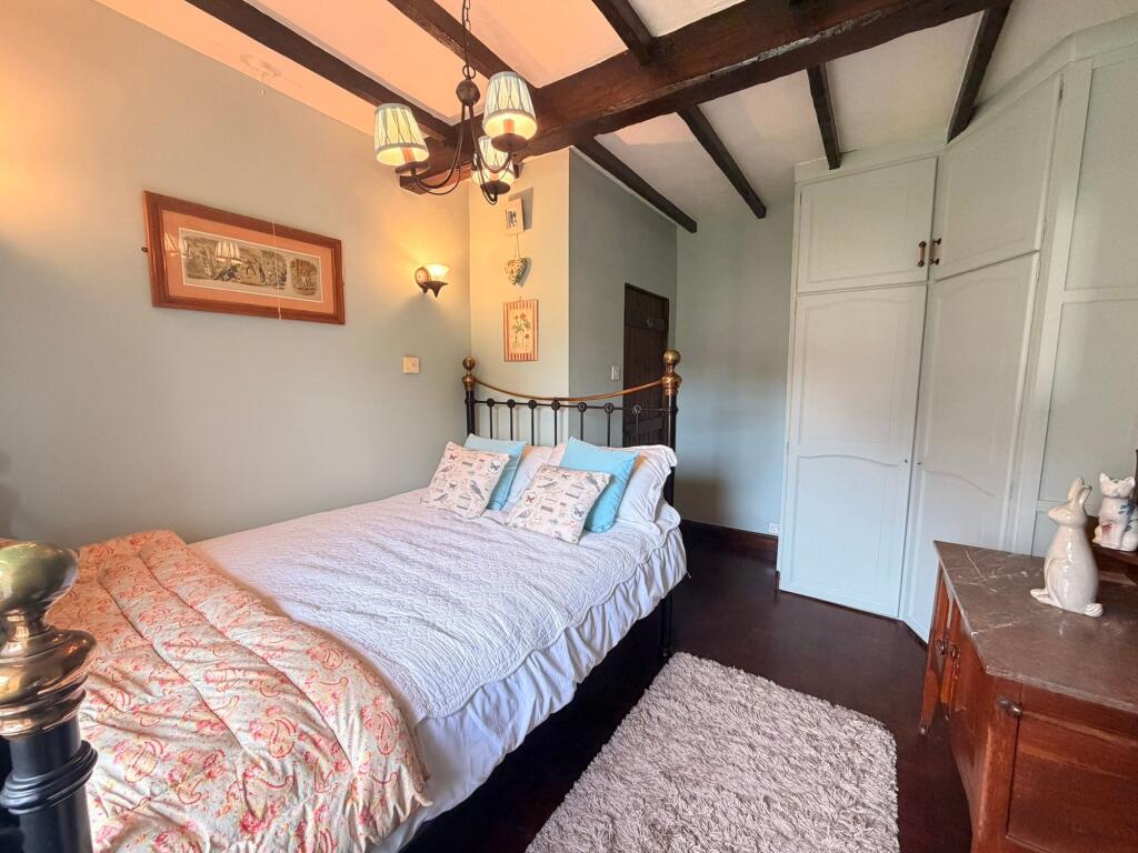 House in Sheffield - View 4