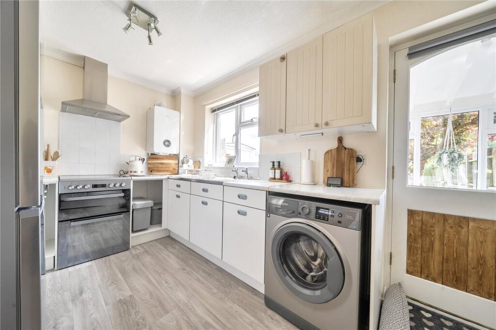 Holcombe Drive, Llandrindod Wells, Powys, LD1 - View 4